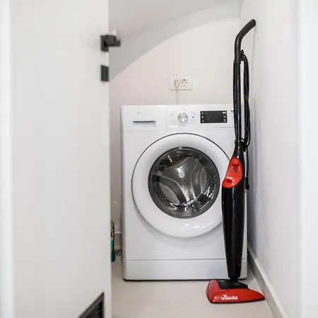 4 Bedroom Beautiful In Holiday home Mundanije